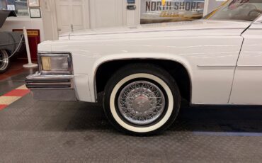 Cadillac-Coupe-DeVille-1979-2-Door-19