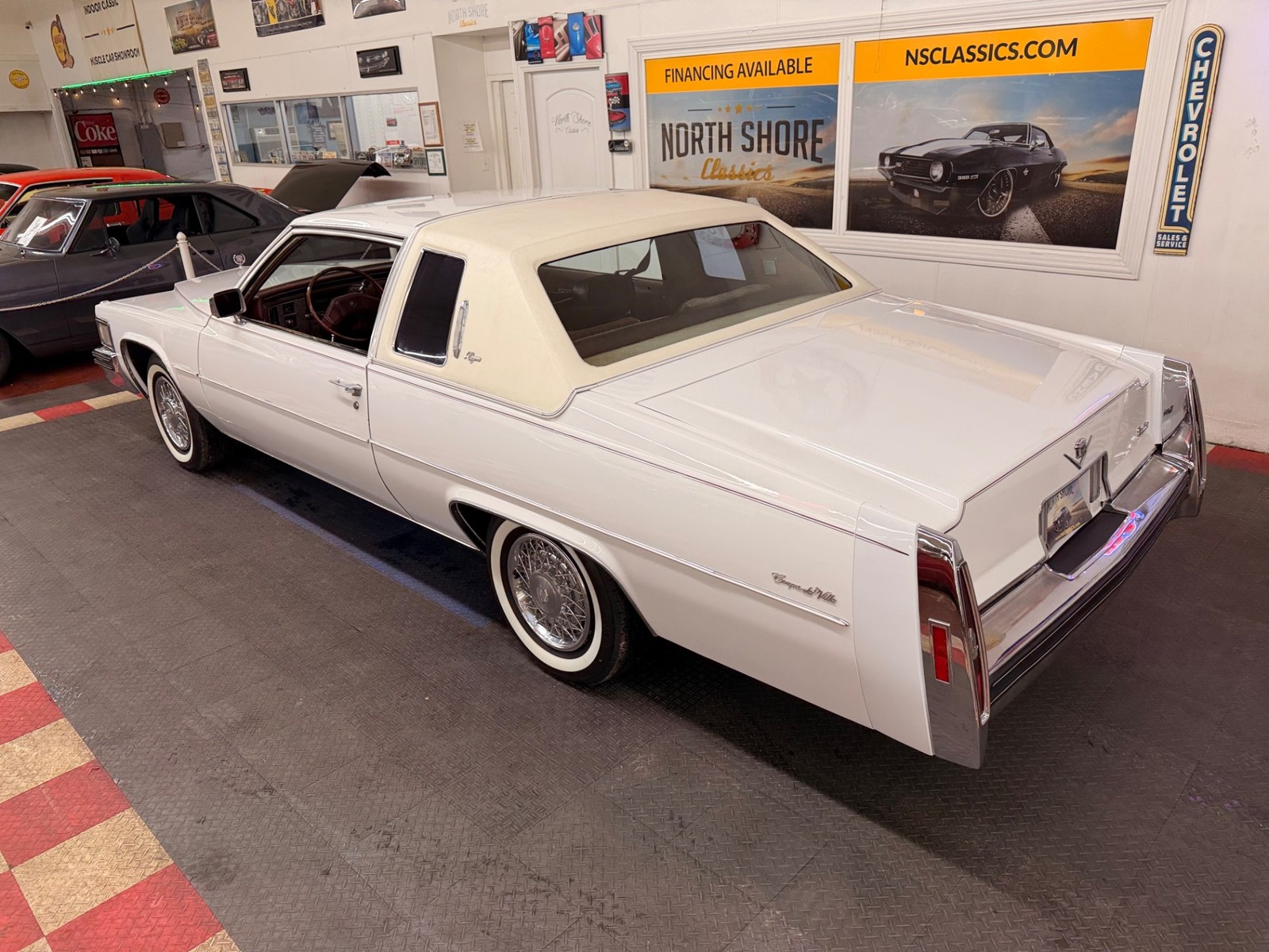 Cadillac-Coupe-DeVille-1979-2-Door-2