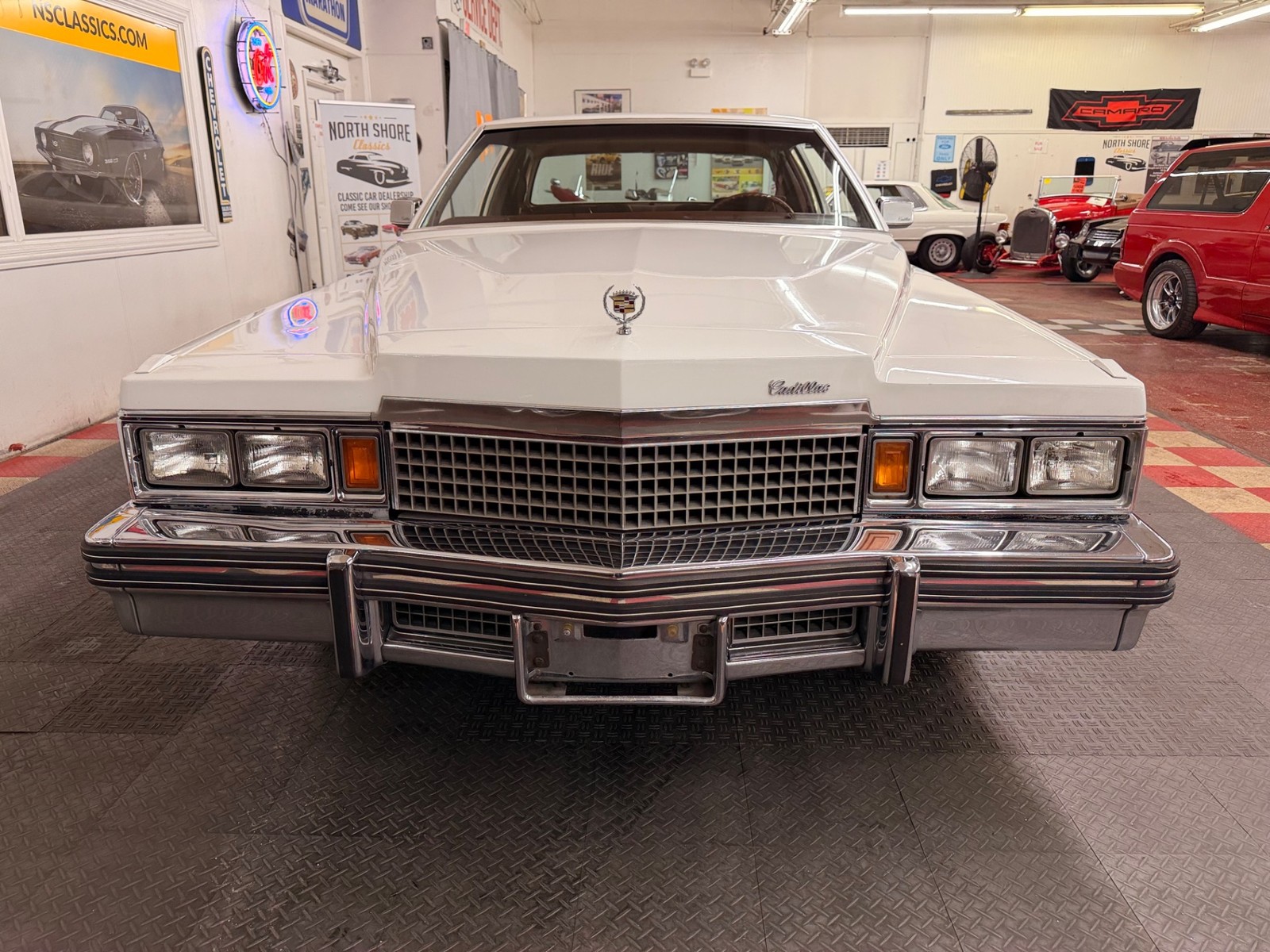 Cadillac-Coupe-DeVille-1979-2-Door-6