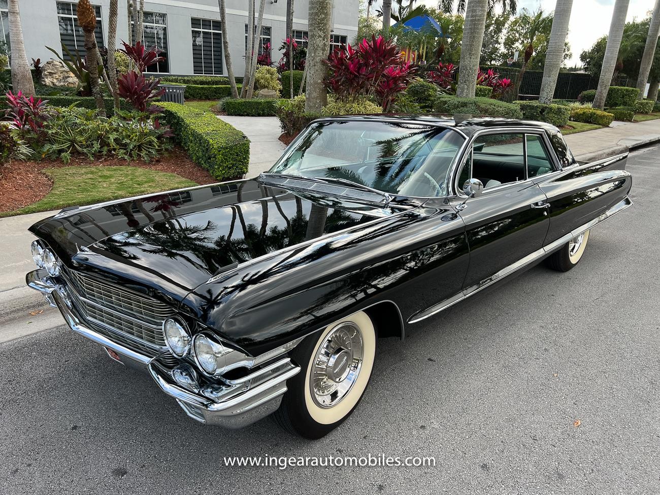 Cadillac-DeVille-1962-coupe-1
