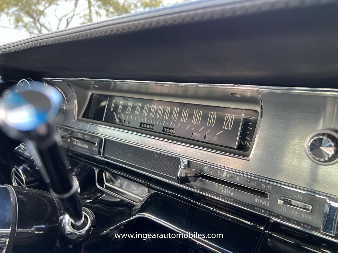 Cadillac-DeVille-1962-coupe-18