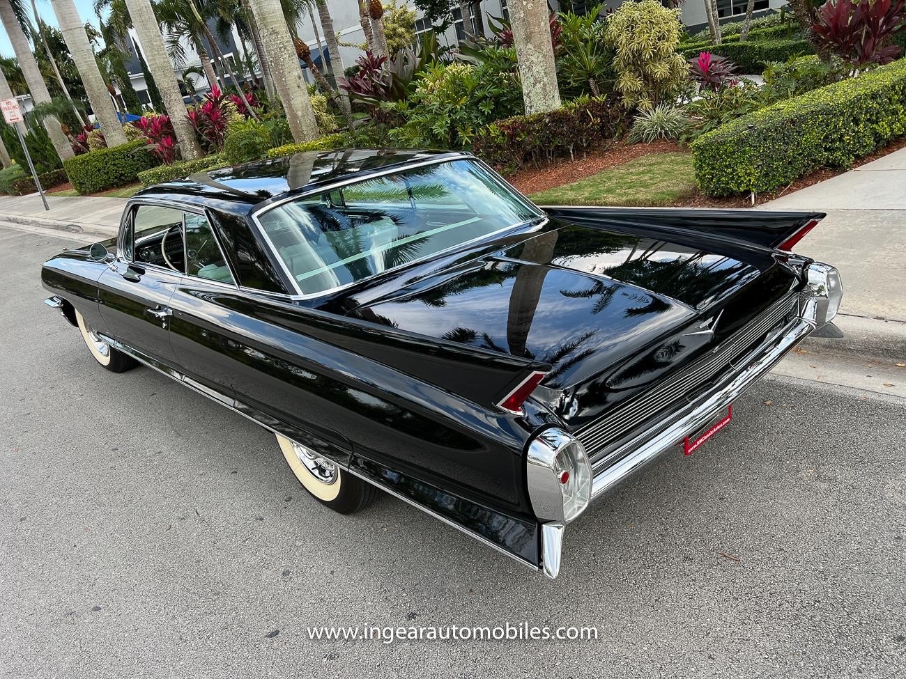 Cadillac-DeVille-1962-coupe-3
