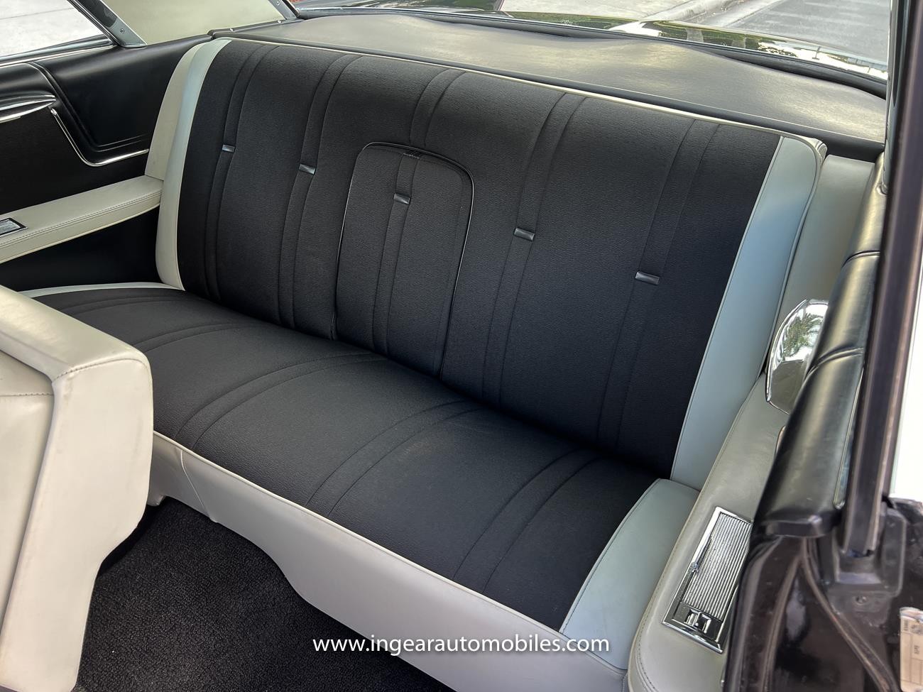 Cadillac-DeVille-1962-coupe-34