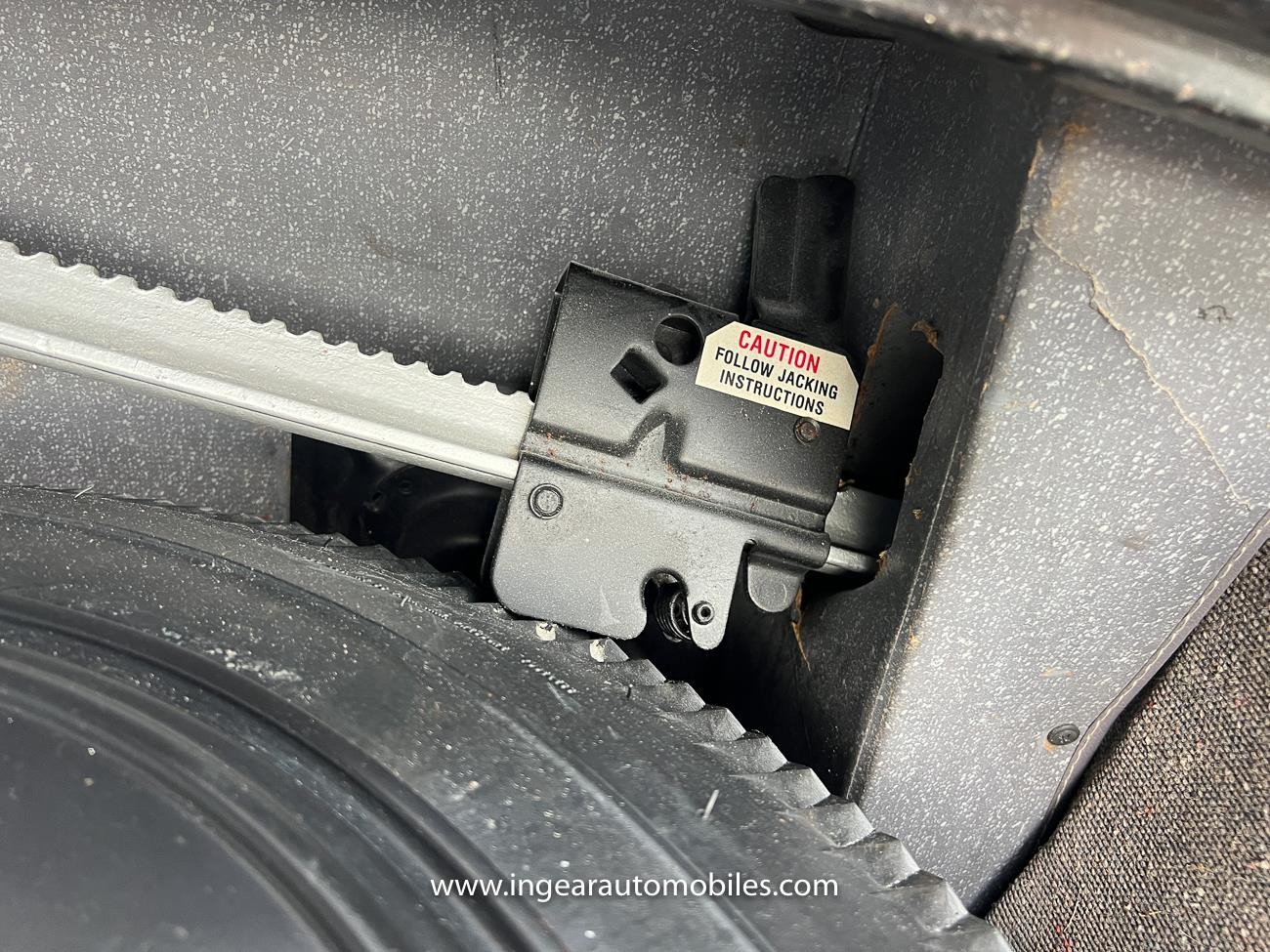 Cadillac-DeVille-1962-coupe-38