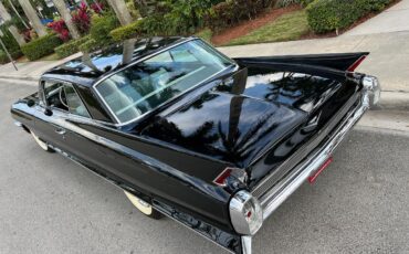 Cadillac-DeVille-1962-coupe-4