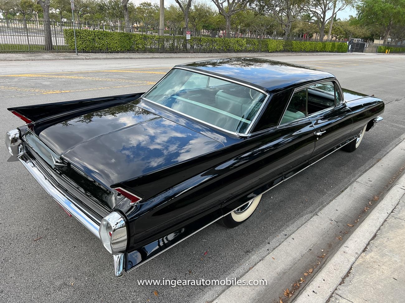 Cadillac-DeVille-1962-coupe-7