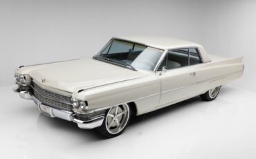 Cadillac-DeVille-1963-Coupe