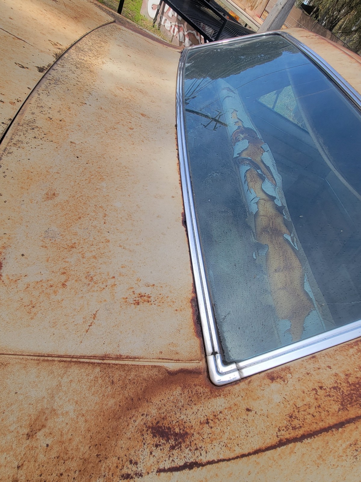 Cadillac-DeVille-1966-12