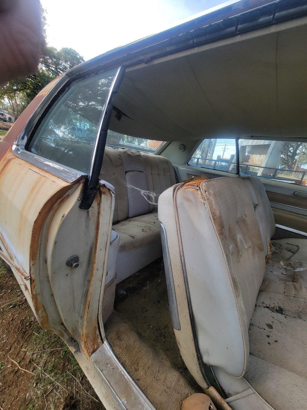 Cadillac-DeVille-1966-20