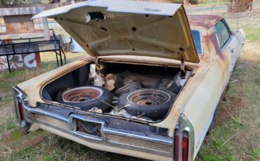 Cadillac-DeVille-1966-23