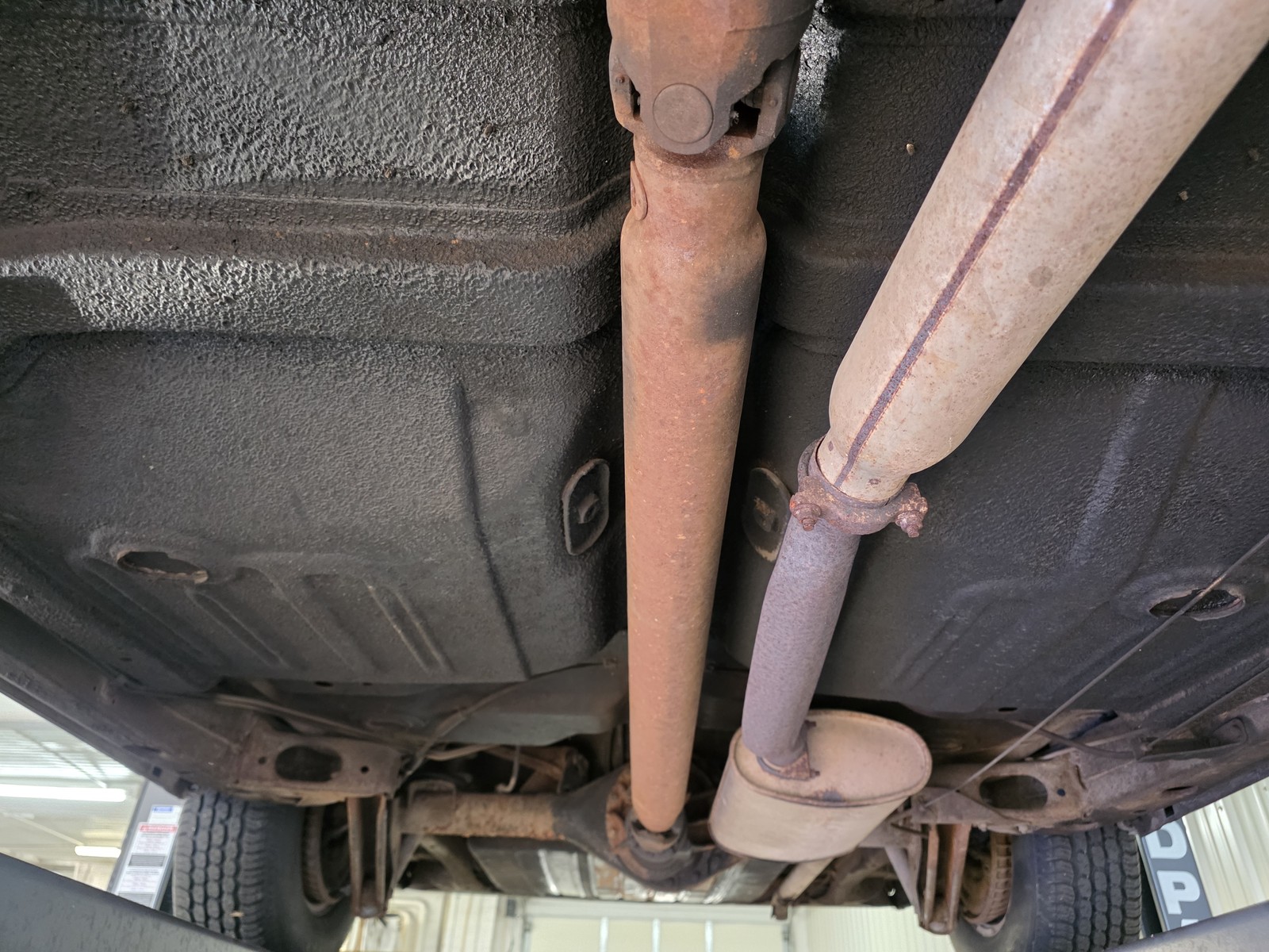 Cadillac-DeVille-1967-Sedan-21