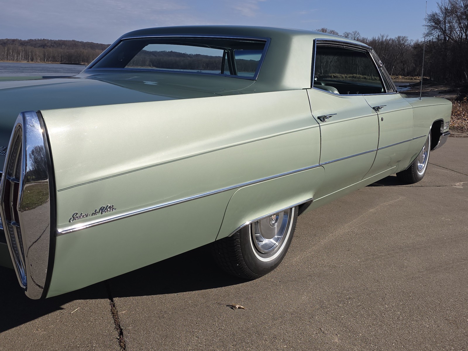 Cadillac-DeVille-1967-Sedan-6