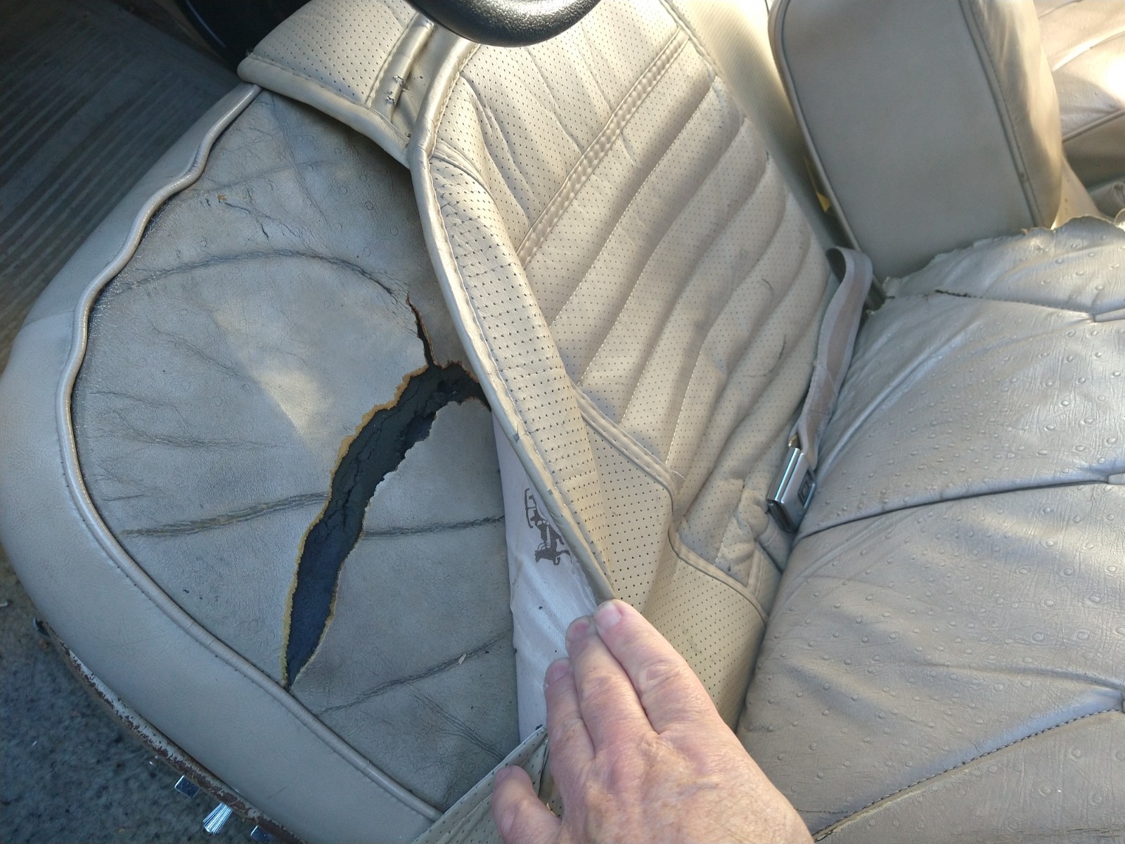 Cadillac-DeVille-1969-Convertible-19