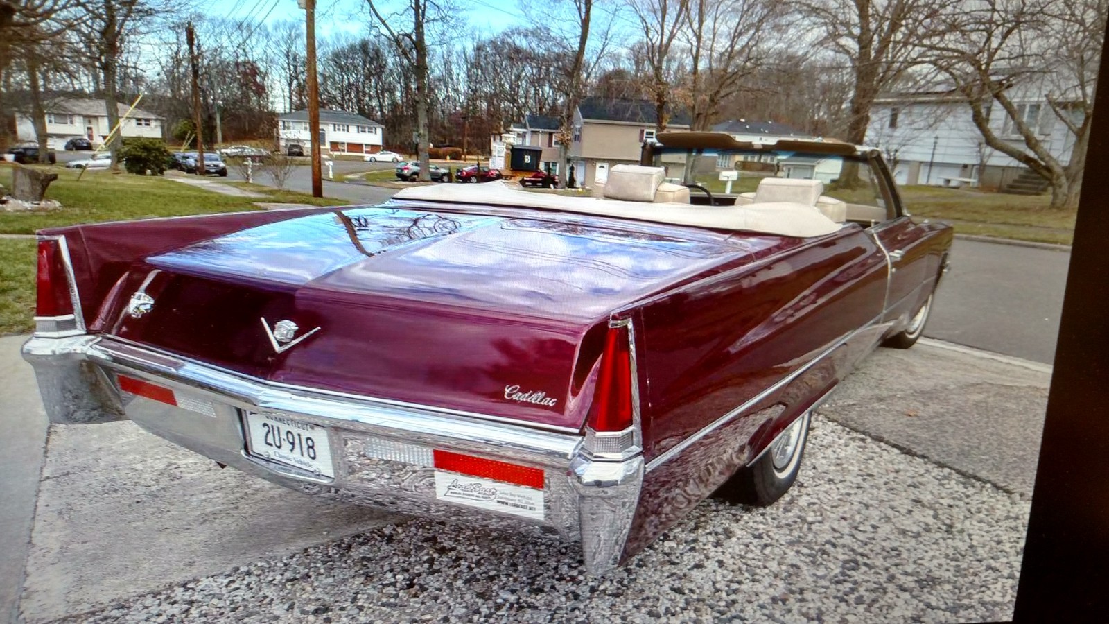 Cadillac-DeVille-1969-Convertible-2
