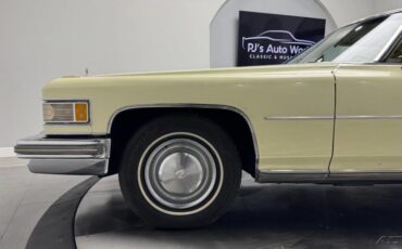 Cadillac-DeVille-1976-14