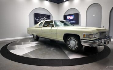 Cadillac-DeVille-1976-5