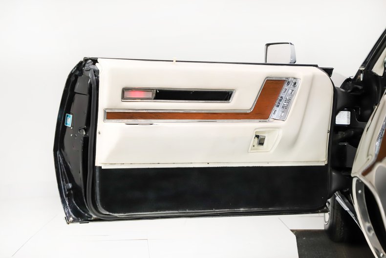 Cadillac-Eldorado-1968-Sable-Black-White-16