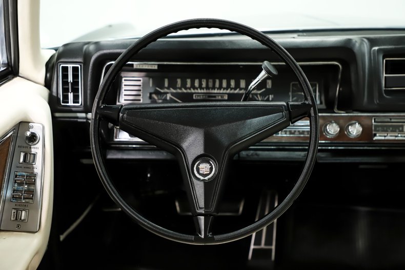 Cadillac-Eldorado-1968-Sable-Black-White-22