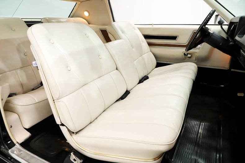 Cadillac-Eldorado-1968-Sable-Black-White-37