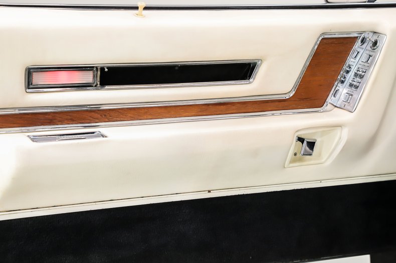 Cadillac-Eldorado-1968-Sable-Black-White-45