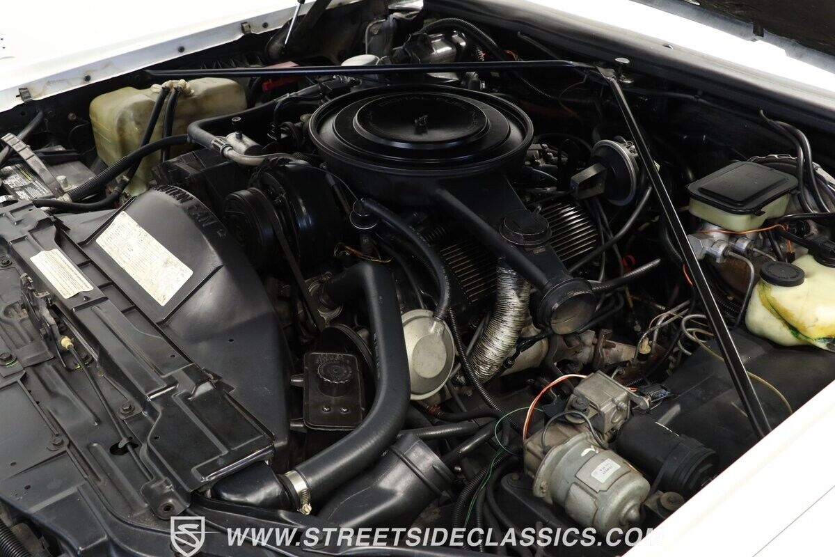 Cadillac-Eldorado-1985-Coupe-31