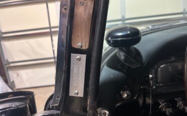 Cadillac-Fleetwood-1954-Sedan-24