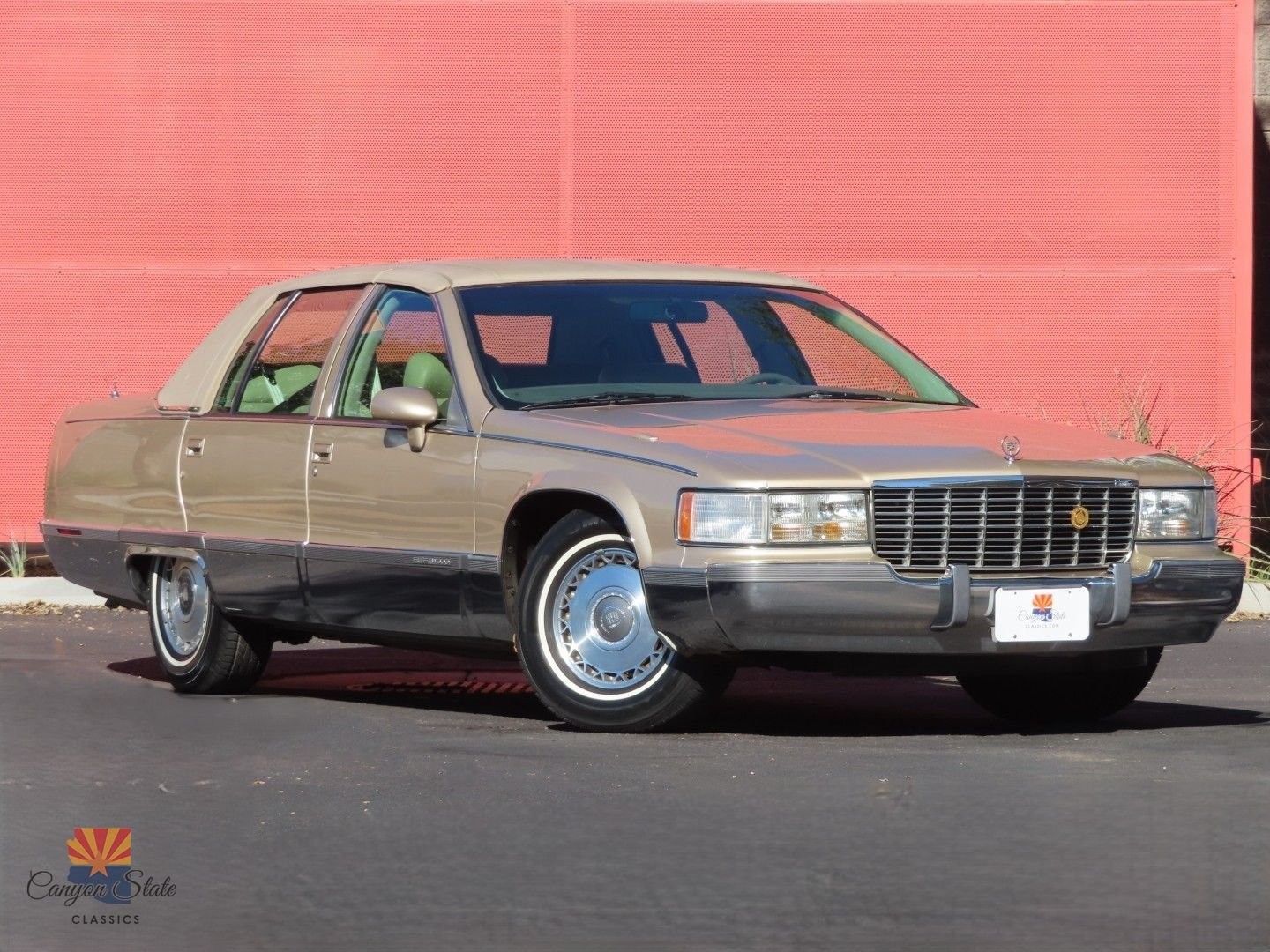 Cadillac Fleetwood 1994 Sedan