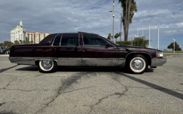 Cadillac-Fleetwood-1995-Sedan-3