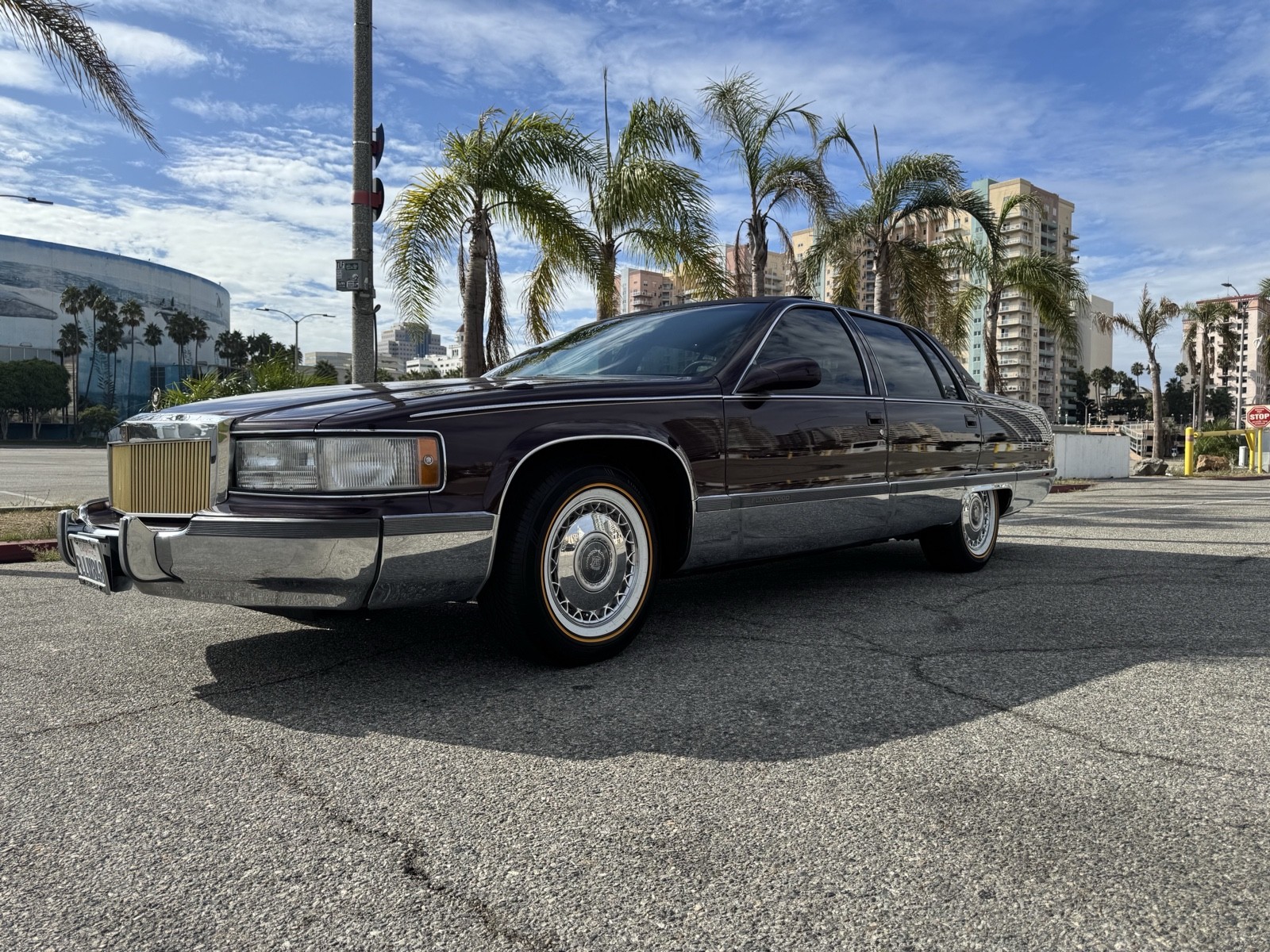 Cadillac-Fleetwood-1995-Sedan