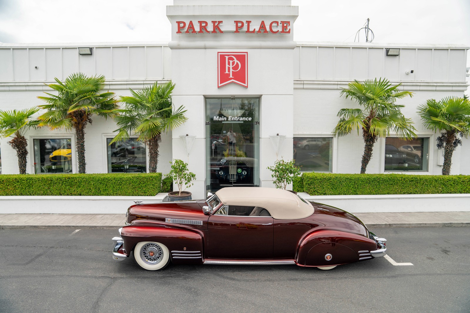 Cadillac-Kustom-Convertible-1941-Roadster-16
