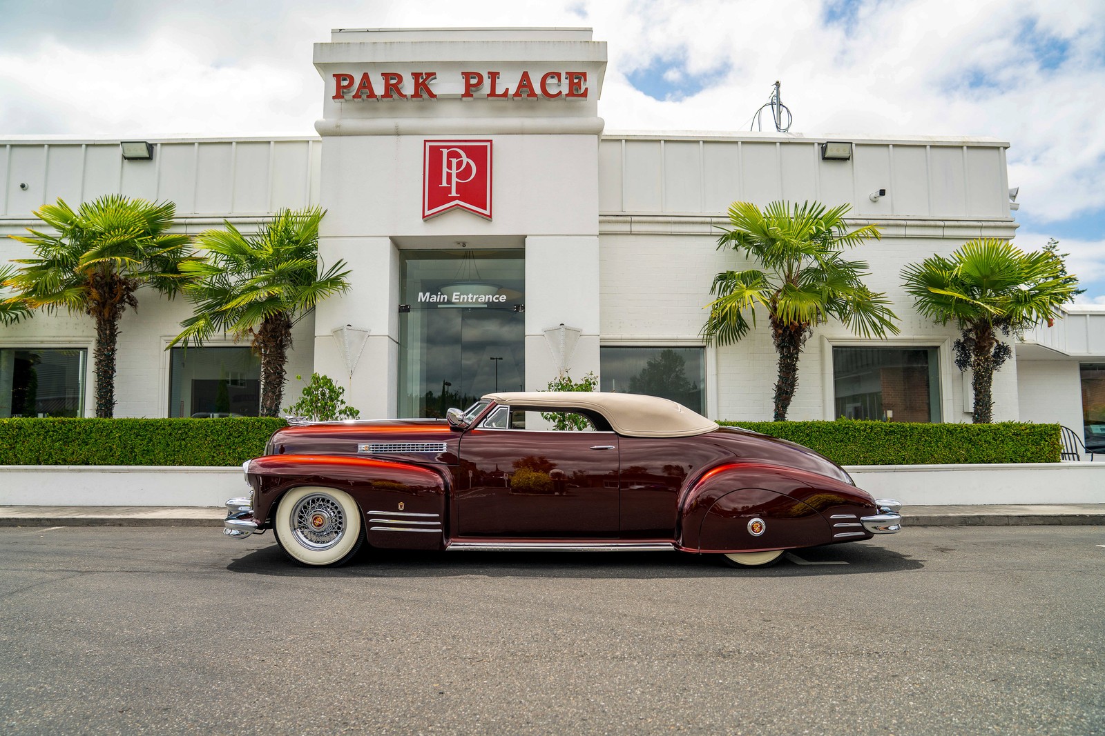 Cadillac-Kustom-Convertible-1941-Roadster-17