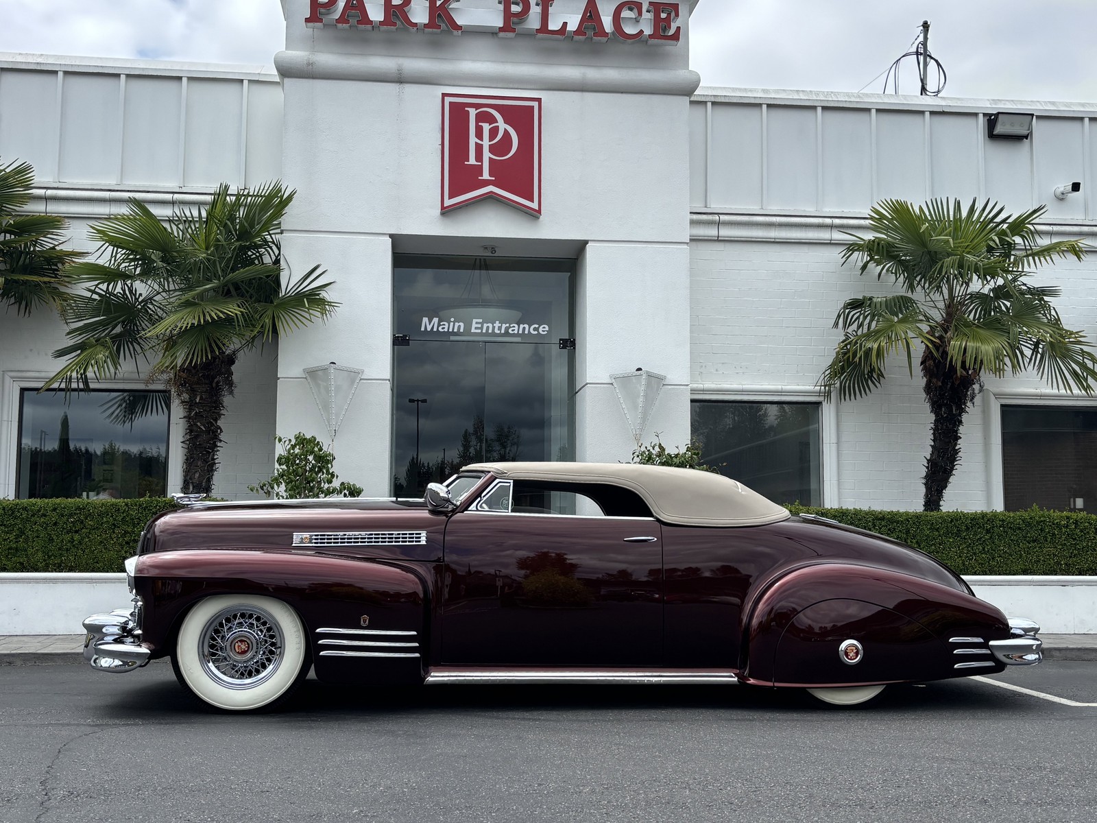 Cadillac-Kustom-Convertible-1941-Roadster-37