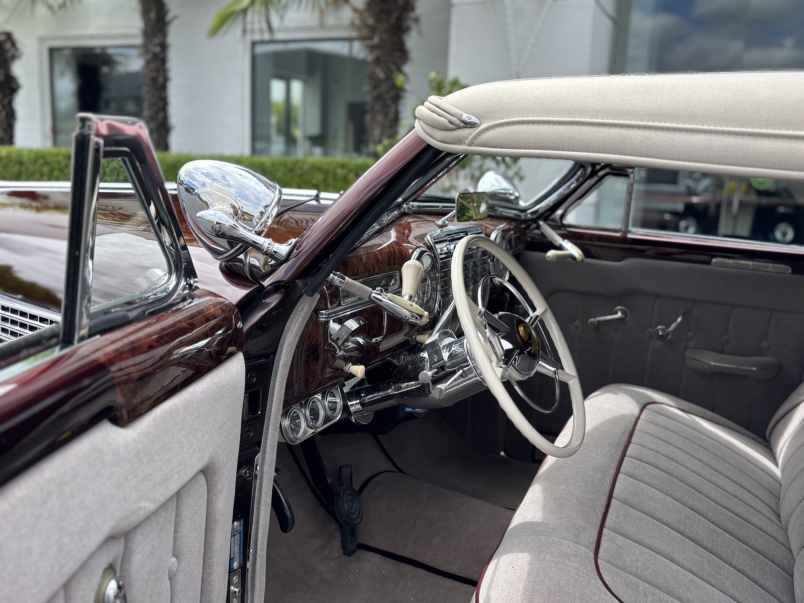Cadillac-Kustom-Convertible-1941-Roadster-38