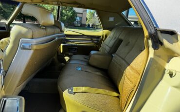 Cadillac-Sedan-DeVille-1971-Sedan-12