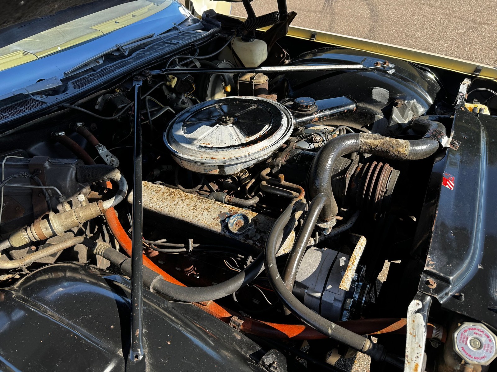 Cadillac-Sedan-DeVille-1971-Sedan-15