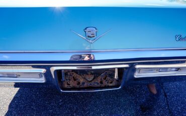 Cadillac-Sedan-DeVille-1972-Sedan-32