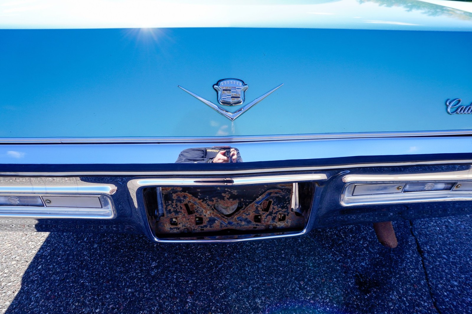 Cadillac-Sedan-DeVille-1972-Sedan-32