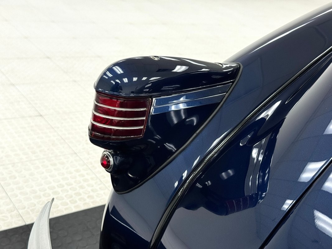 Cadillac-Series-60-1937-Coupe-18