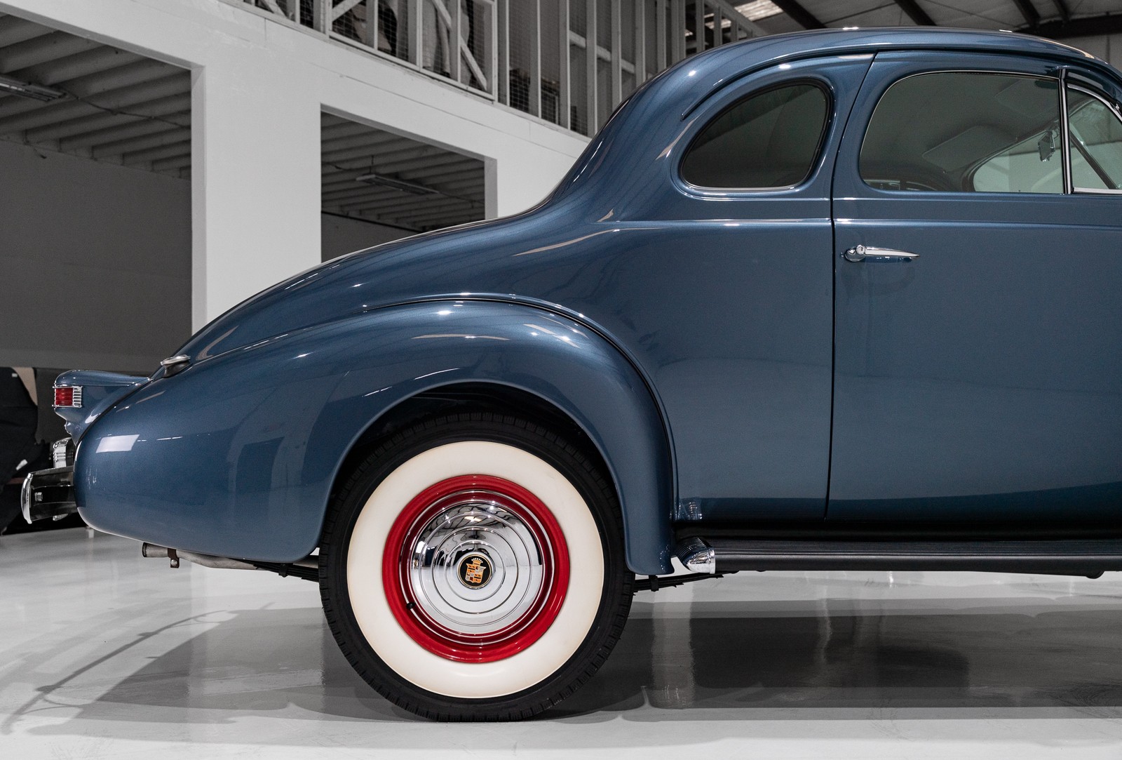 Cadillac-Series-60-1938-Coupe-12