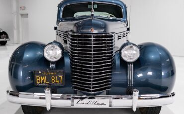 Cadillac-Series-60-1938-Coupe-2