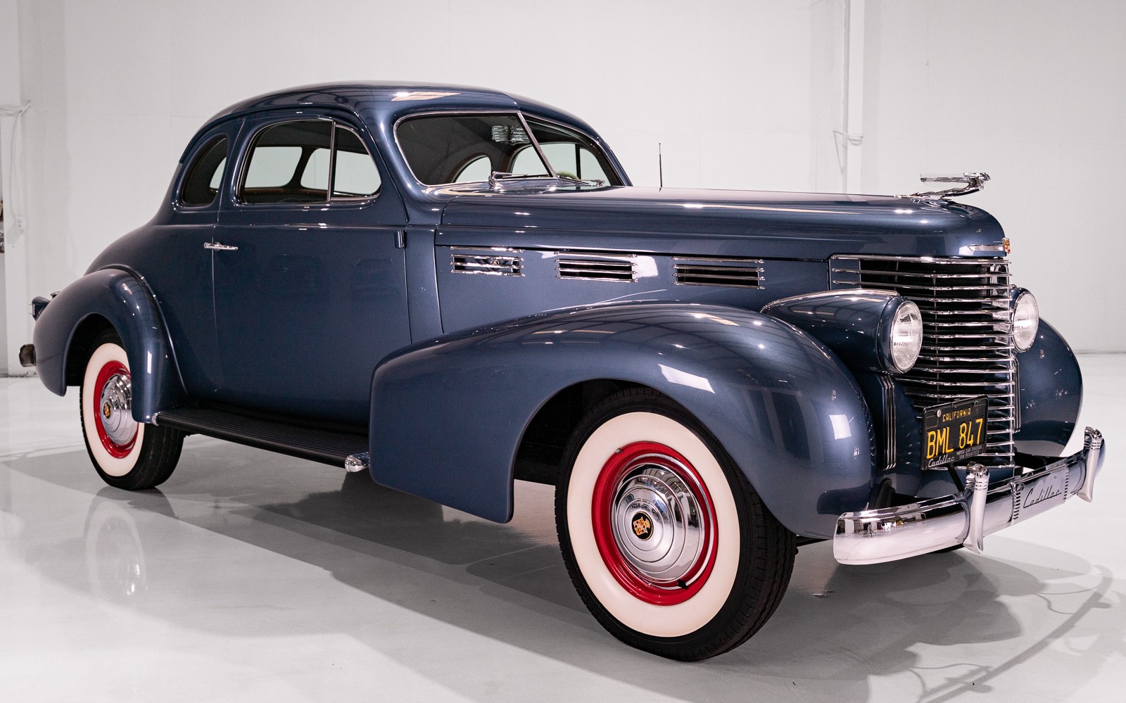 Cadillac-Series-60-1938-Coupe-3