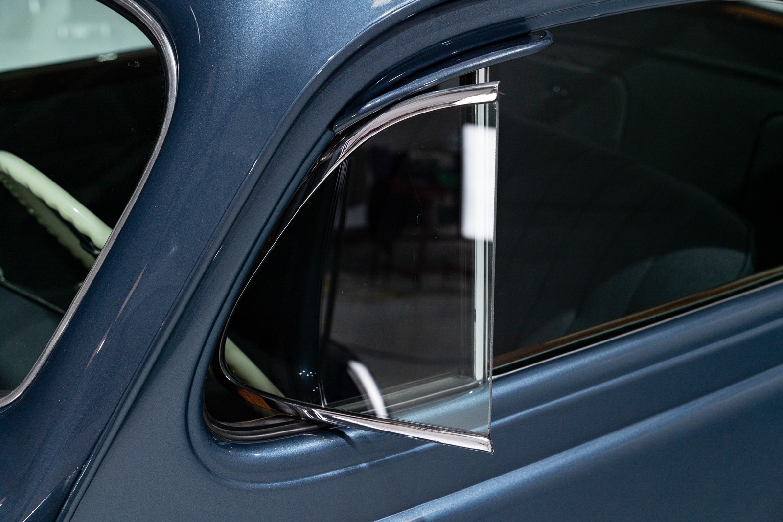 Cadillac-Series-60-1938-Coupe-35