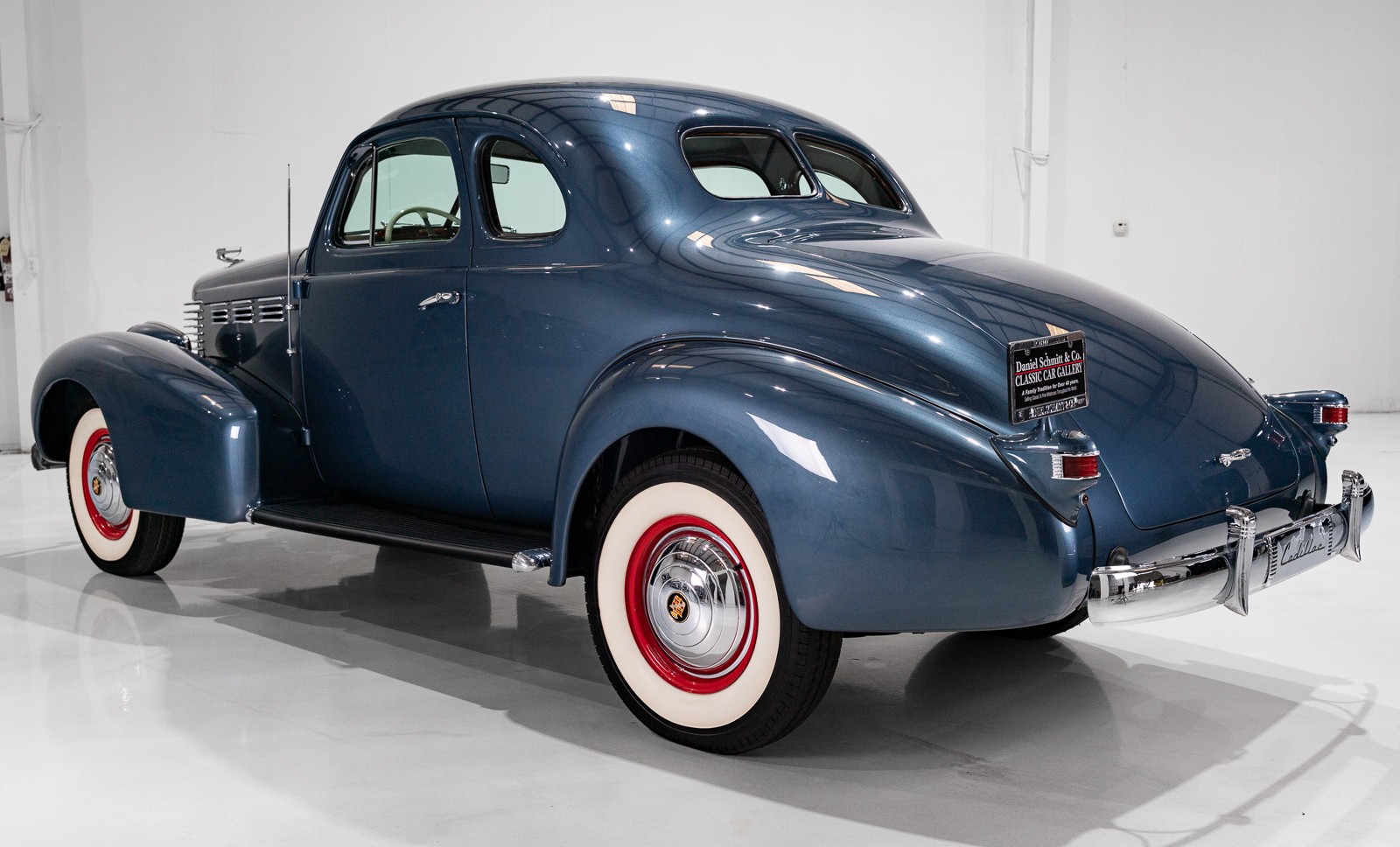 Cadillac-Series-60-1938-Coupe-7