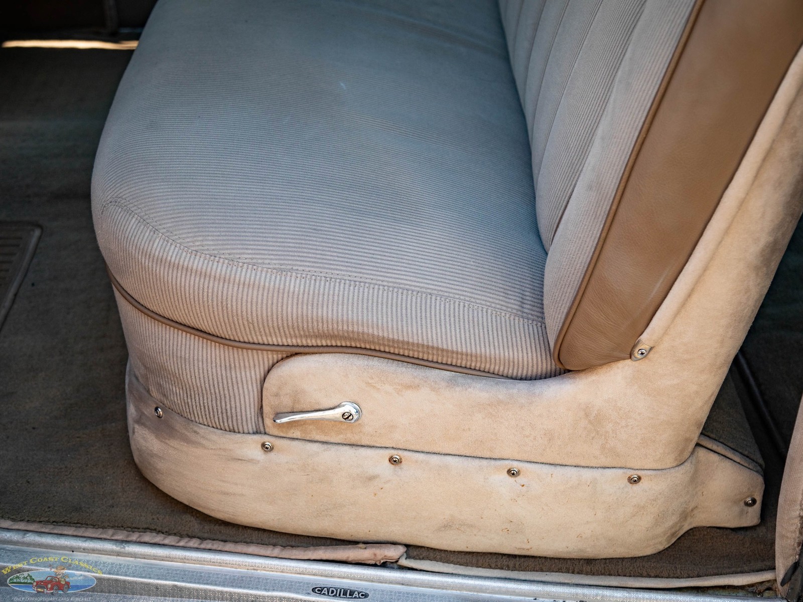 Cadillac-Series-60-Special-1939-4-Door-Sedan-31