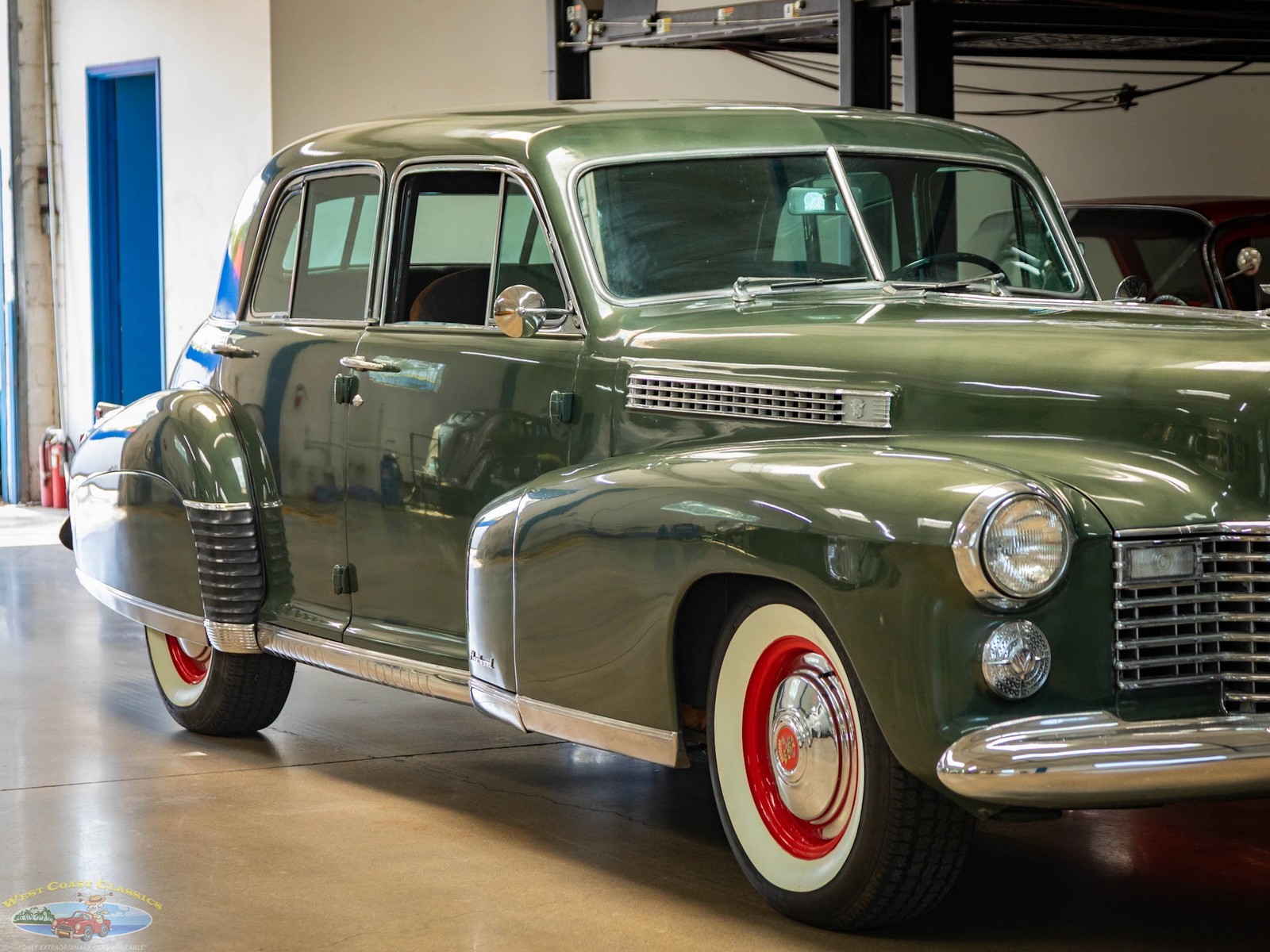 Cadillac-Series-60-Special-Fleetwood-1941-4-Door-Sedan-11