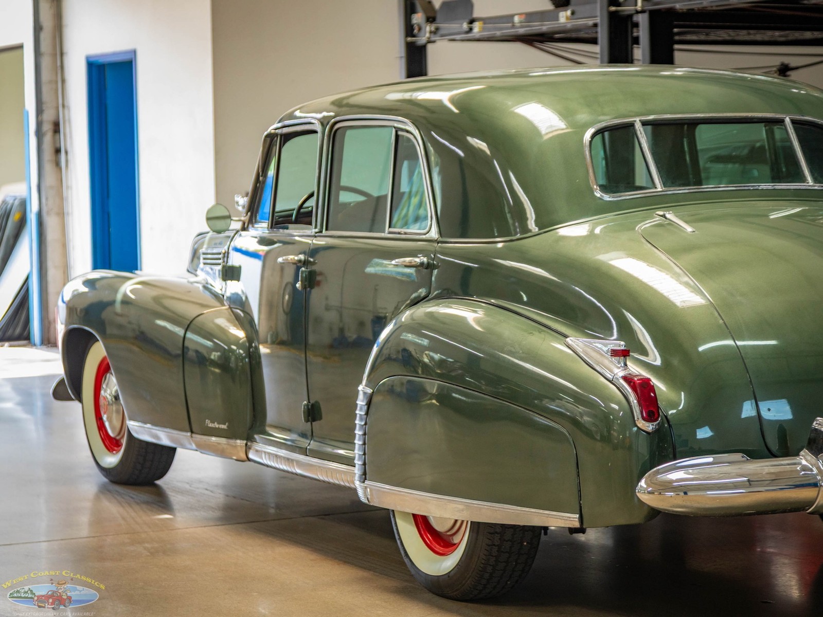 Cadillac-Series-60-Special-Fleetwood-1941-4-Door-Sedan-23