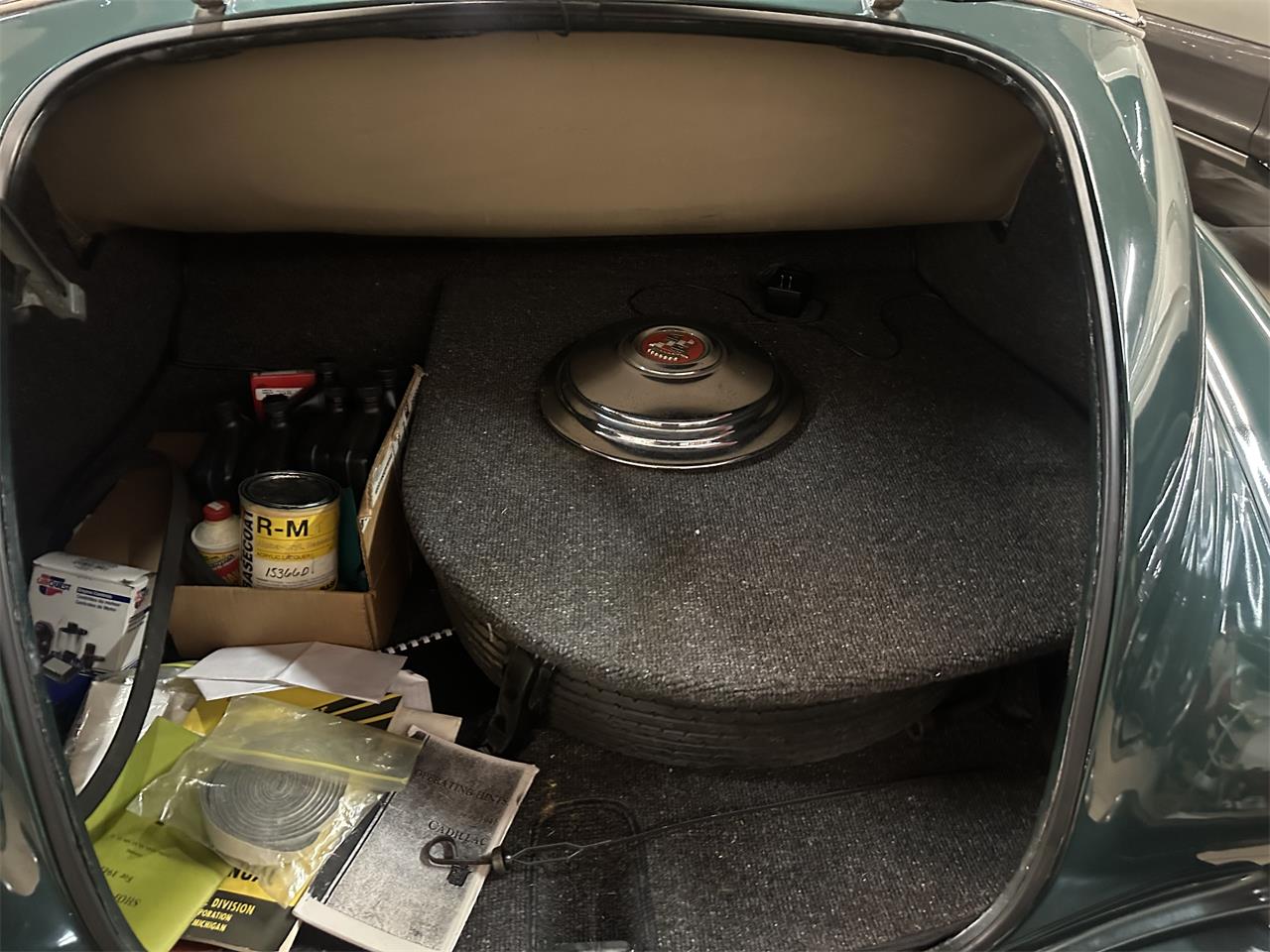 Cadillac-Series-62-1941-Green-Green-11