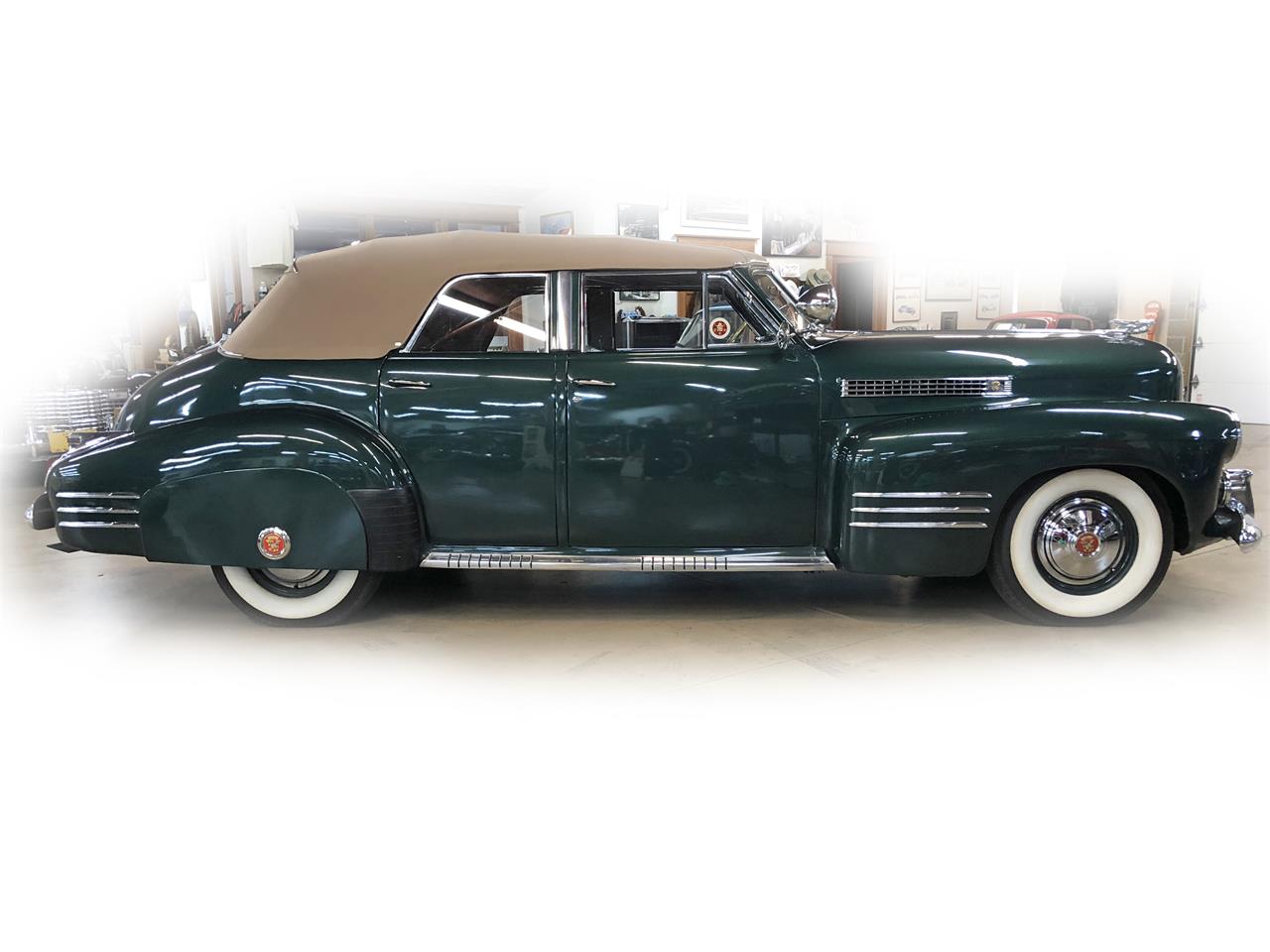 Cadillac-Series-62-1941-Green-Green-2