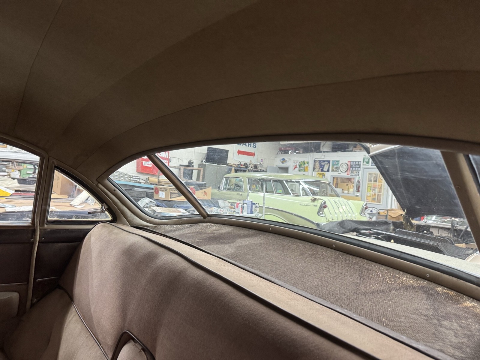 Cadillac-Series-62-1952-15