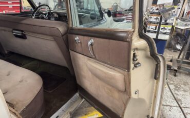 Cadillac-Series-62-1952-16